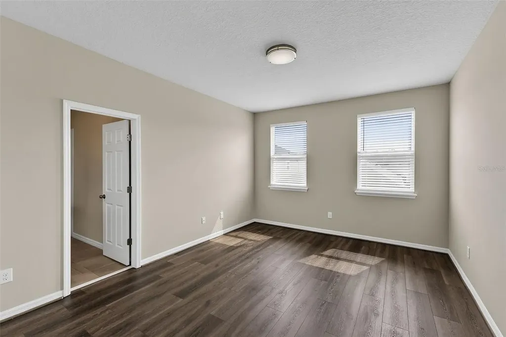 2408 Chateau Loop Kissimmee FL 34741