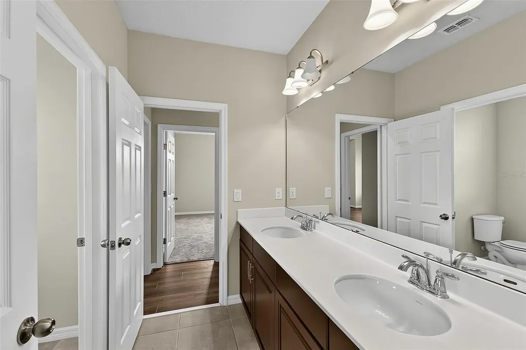 2408 Chateau Loop Kissimmee FL 34741
