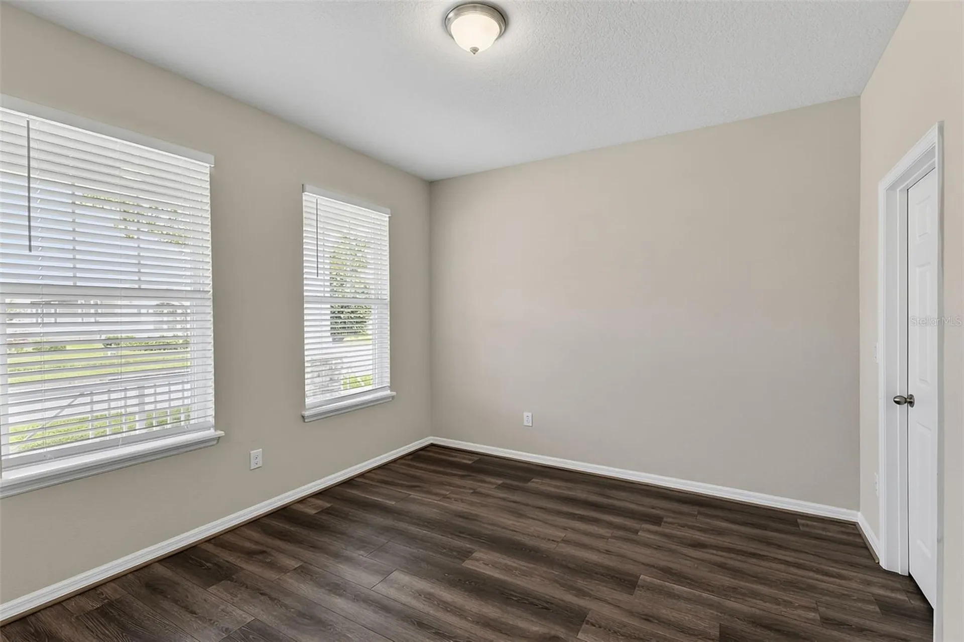 2408 Chateau Loop Kissimmee FL 34741