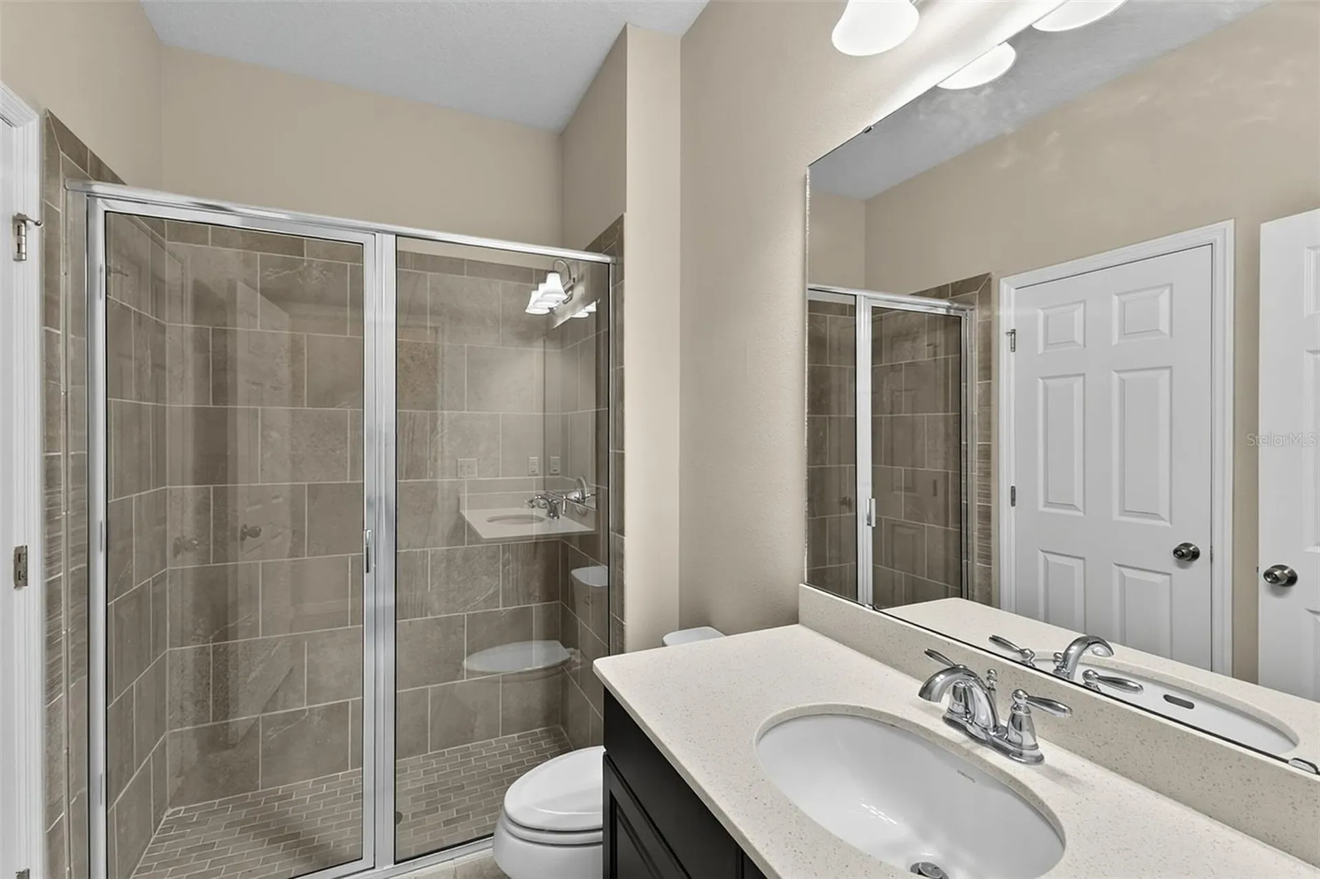 2408 Chateau Loop Kissimmee FL 34741