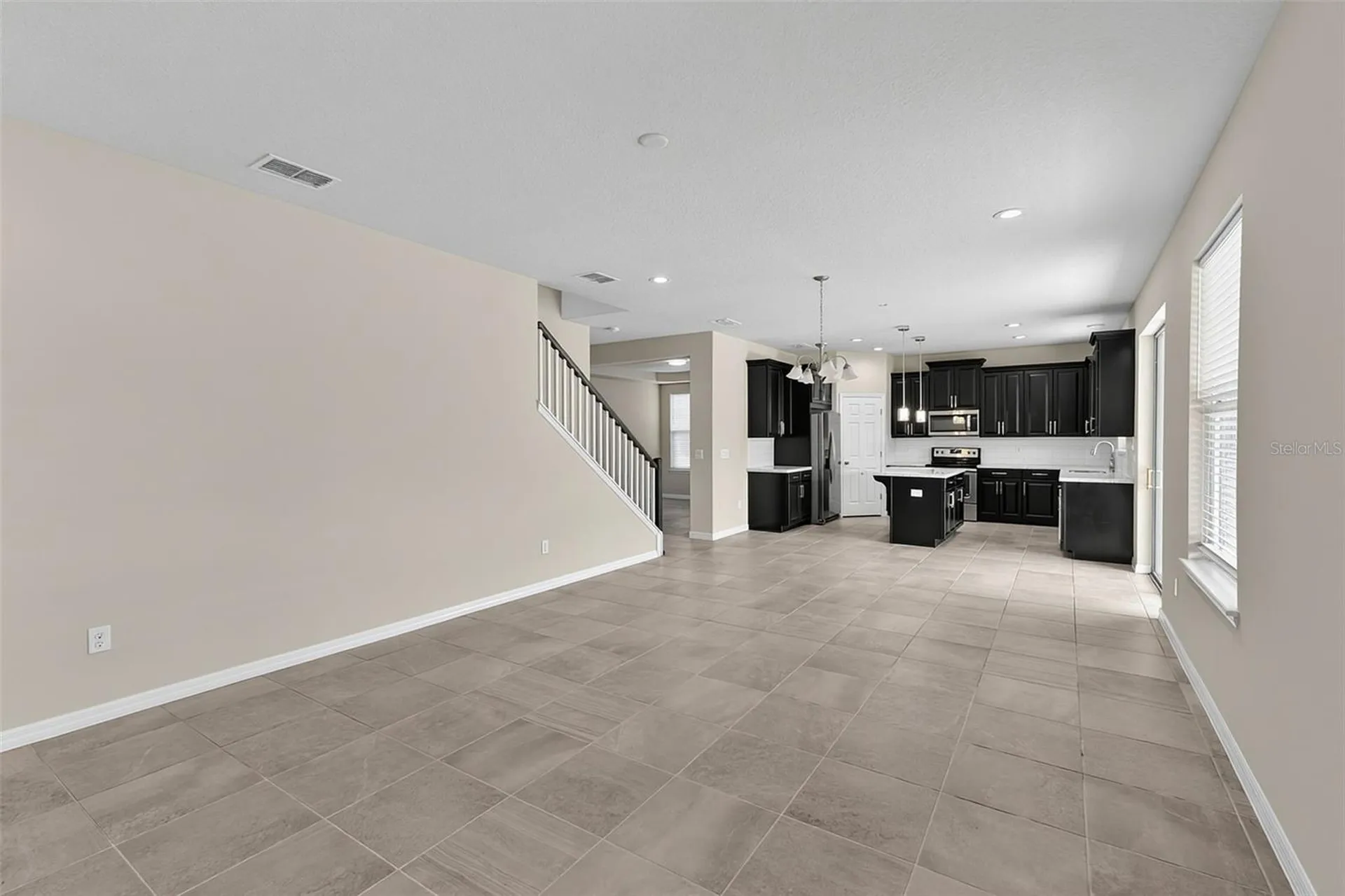 2408 Chateau Loop Kissimmee FL 34741