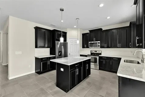 2408 Chateau Loop Kissimmee FL 34741