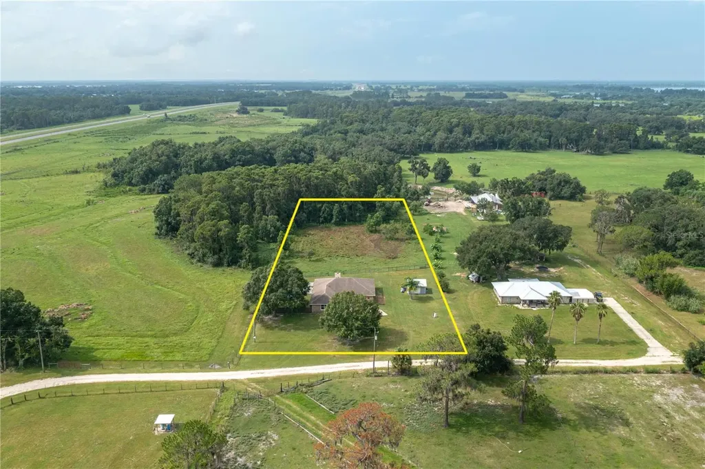 1755 Beth Lane Winter Haven FL 33880