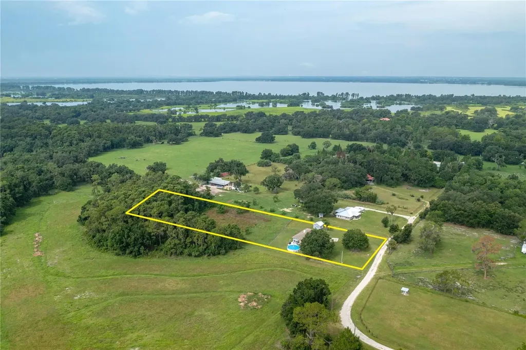 1755 Beth Lane Winter Haven FL 33880