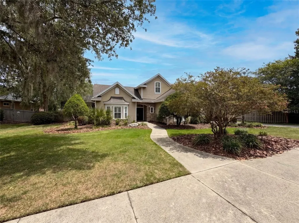 13478 NW 9th Road Newberry FL 32669