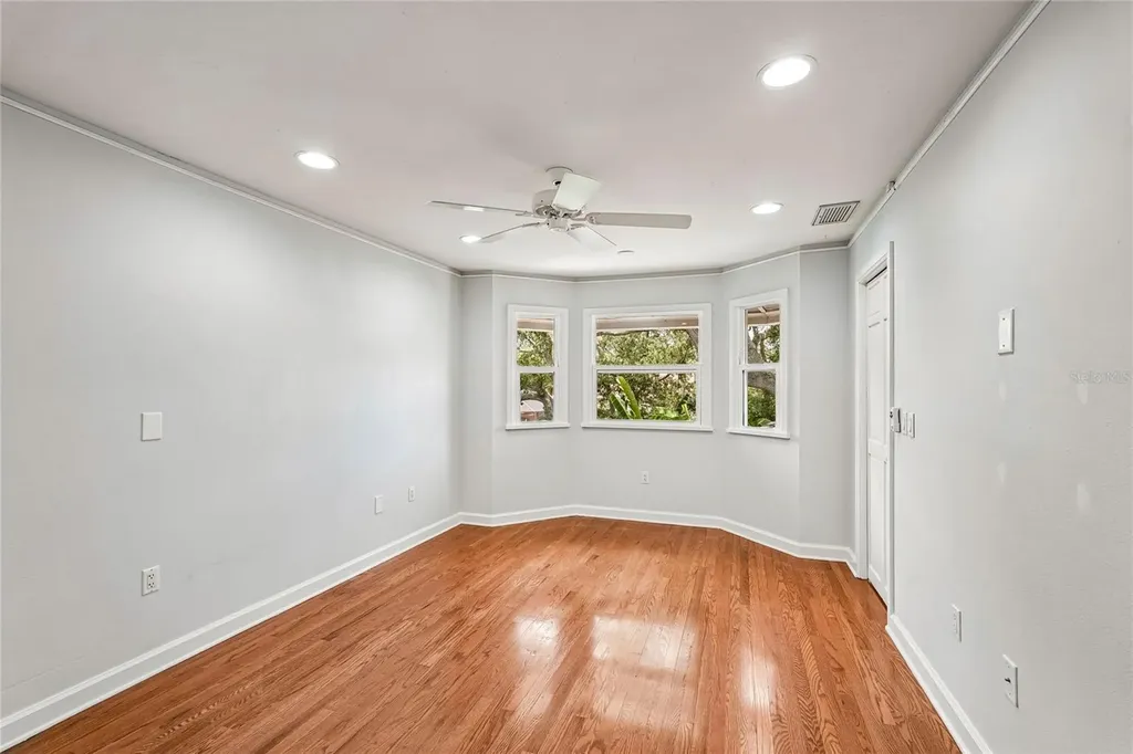 1675 Landings Lane Sarasota FL 34231