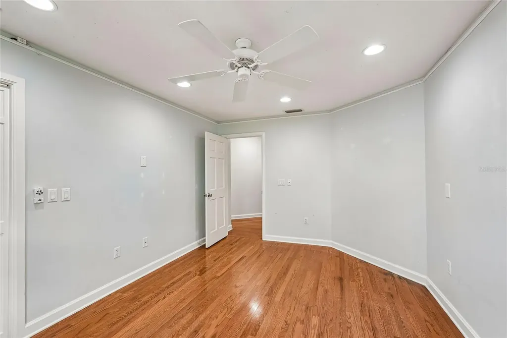 1675 Landings Lane Sarasota FL 34231