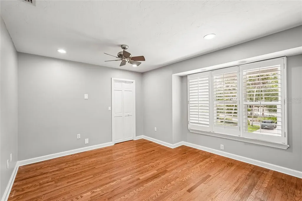1675 Landings Lane Sarasota FL 34231