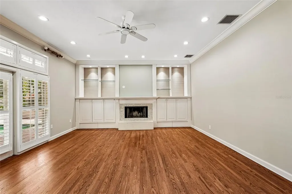 1675 Landings Lane Sarasota FL 34231