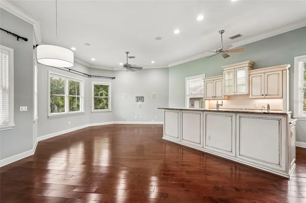 1675 Landings Lane Sarasota FL 34231