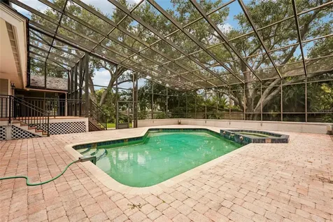 1675 Landings Lane Sarasota FL 34231