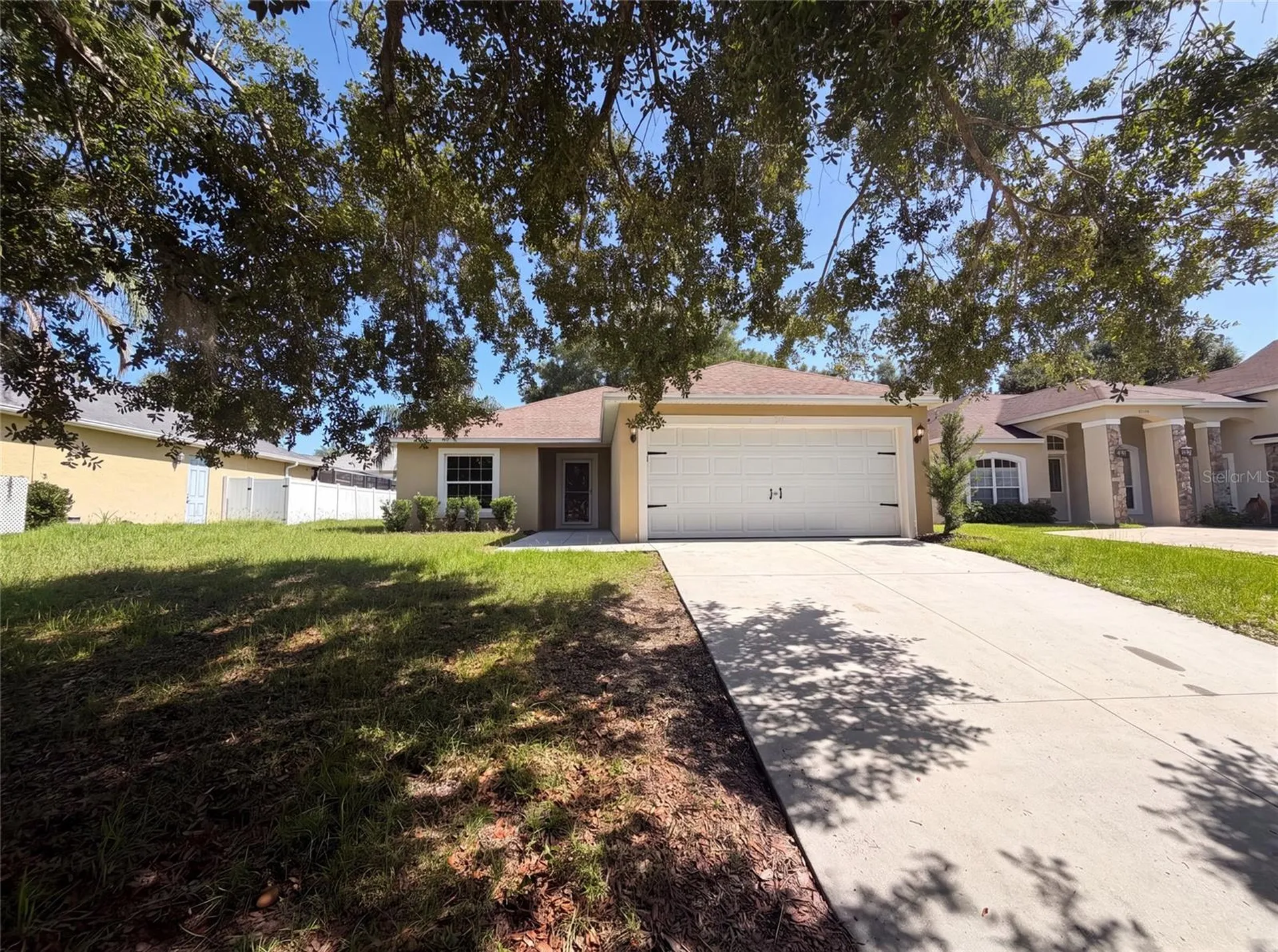 33137 Irongate Drive Leesburg FL 34788