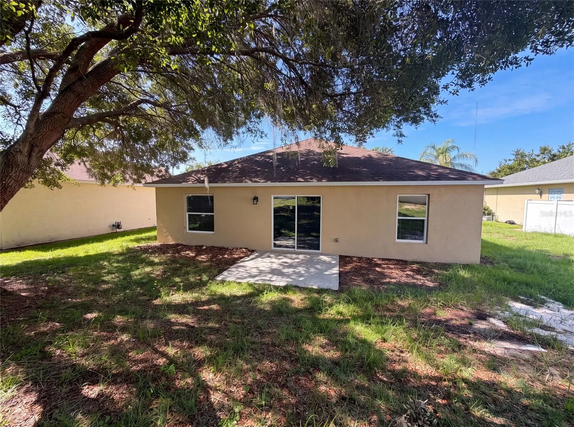 33137 Irongate Drive Leesburg FL 34788
