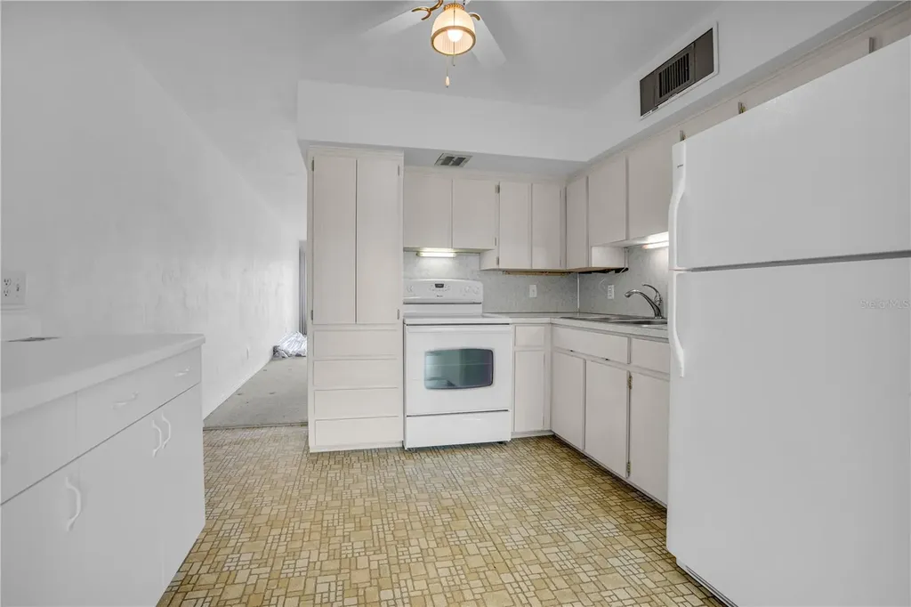 2451 Canadian Way Clearwater FL 33763