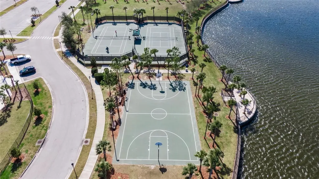 9930 Ivory Drive Ruskin FL 33573