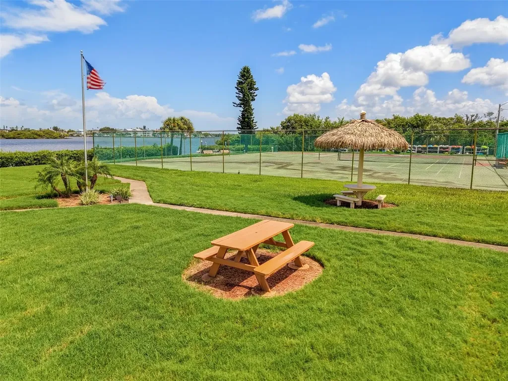 12760 Indian Rocks Road Largo FL 33774