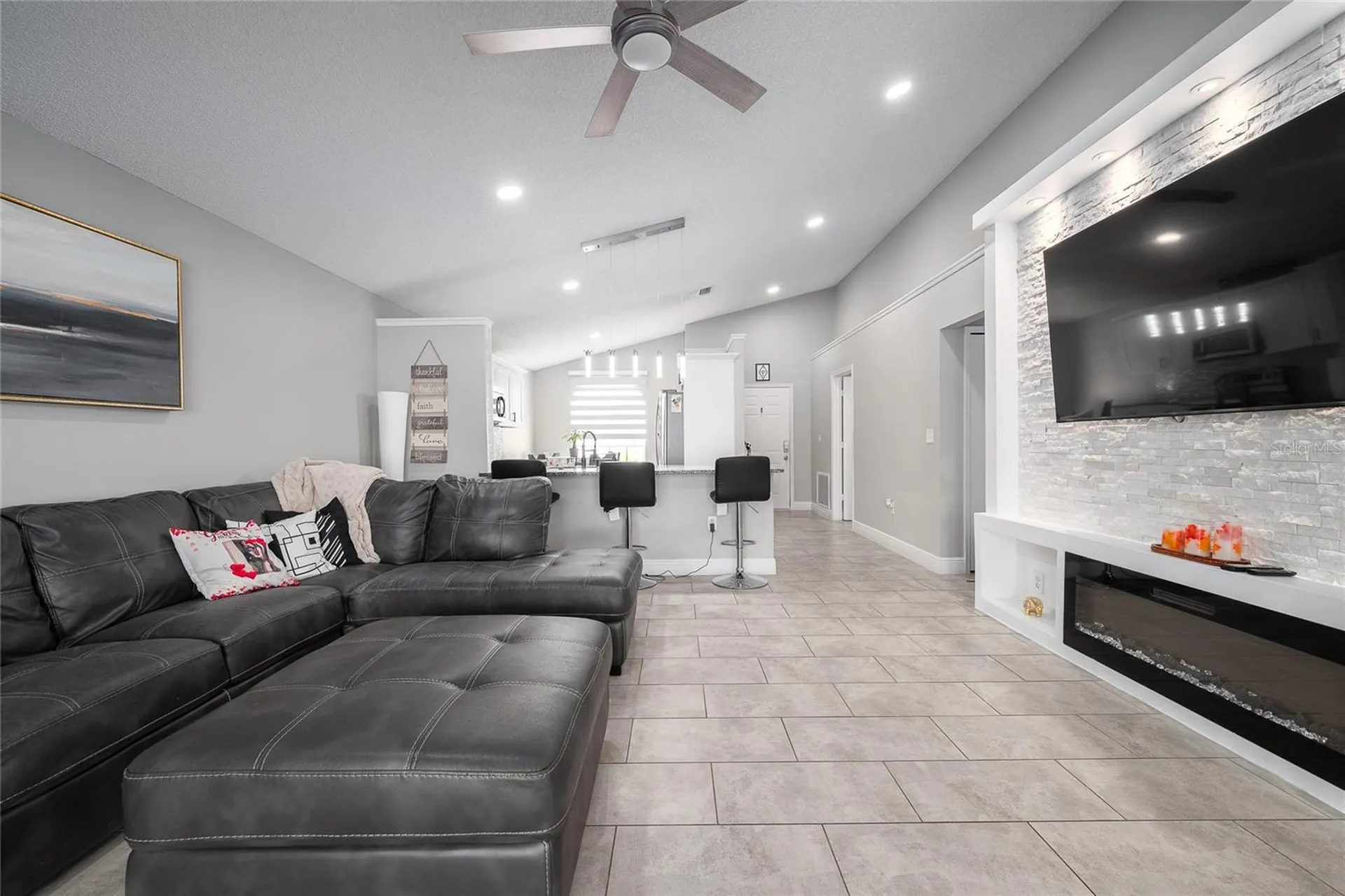 1845 Spreakley Court Orlando FL 32837