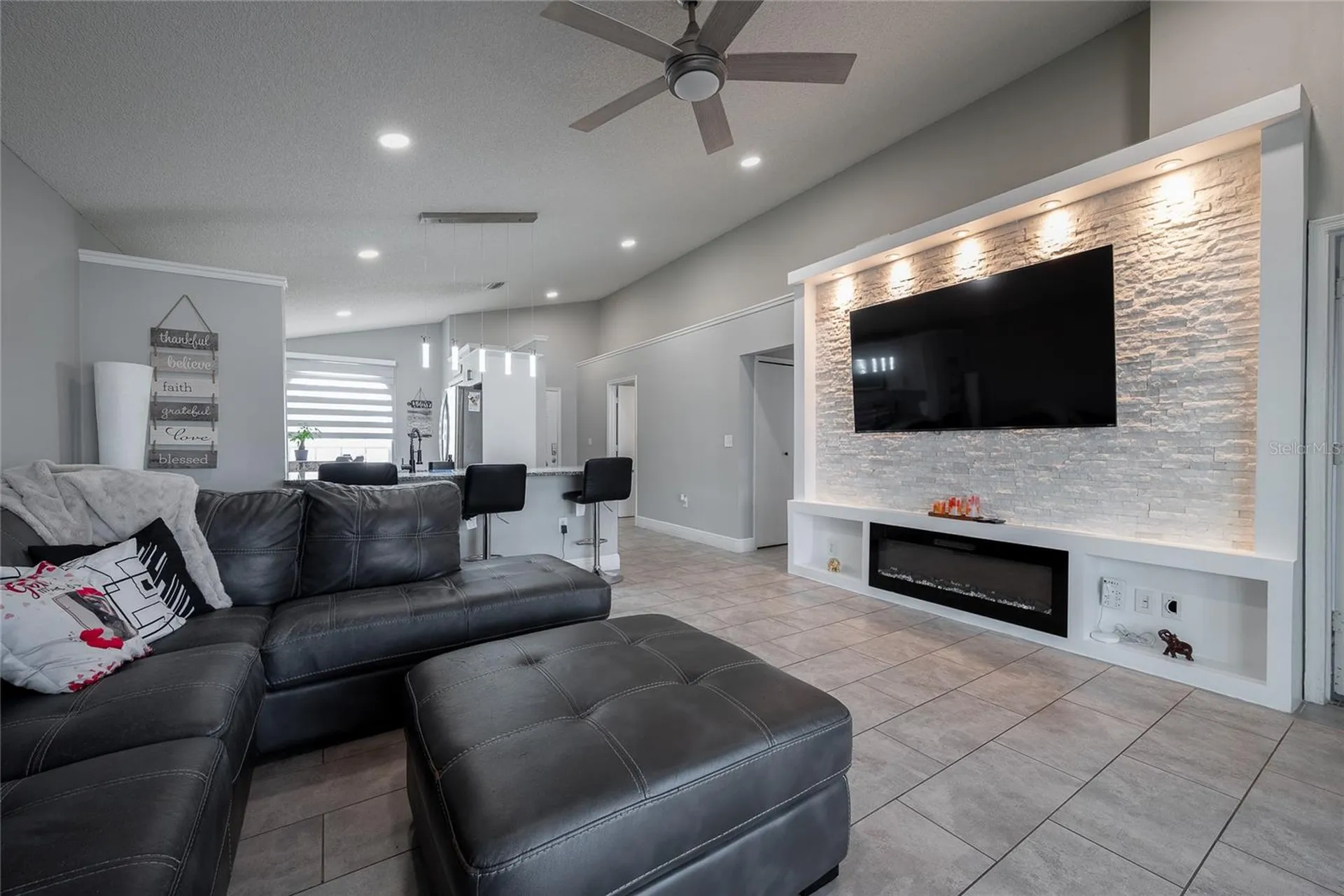 1845 Spreakley Court Orlando FL 32837