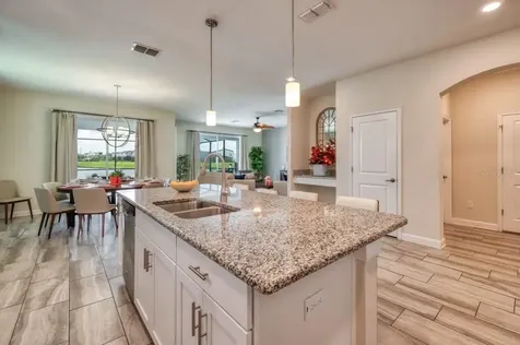 4793 Kings Castle Circle Kissimmee FL 34746