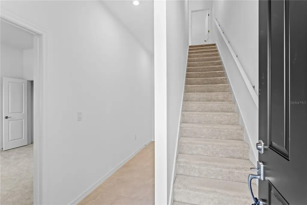 9936 Tate Lane Westchase FL 33626