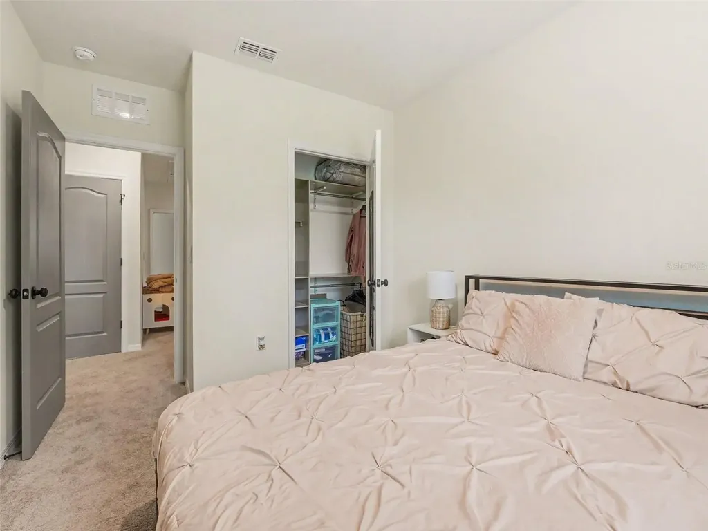 2356 Penguin Boulevard Davenport FL 33837