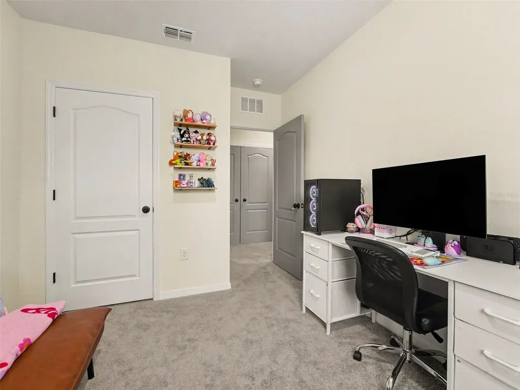 2356 Penguin Boulevard Davenport FL 33837