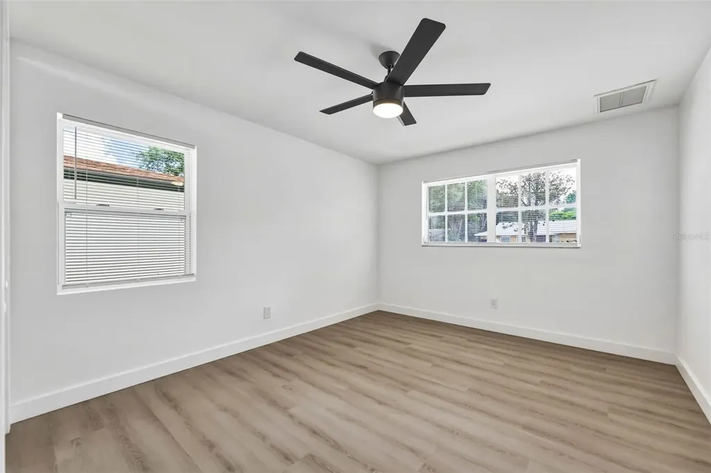 5106 Oakhaven Lane Tampa FL 33617