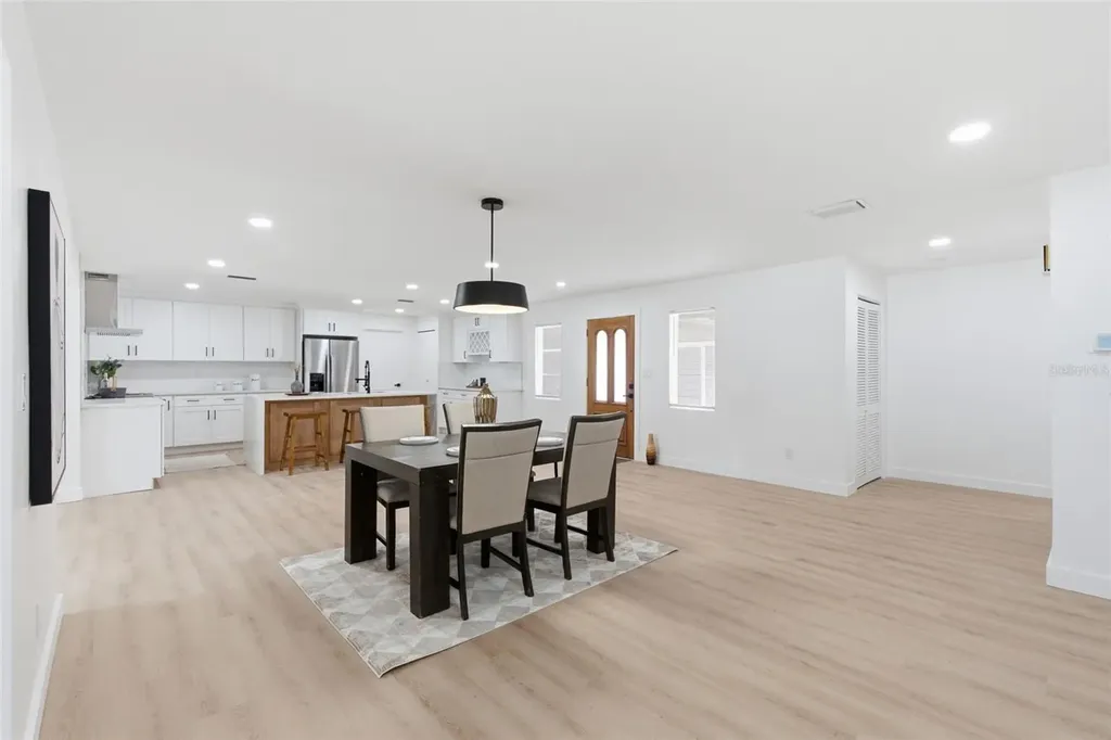 5106 Oakhaven Lane Tampa FL 33617