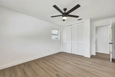 5106 Oakhaven Lane Tampa FL 33617