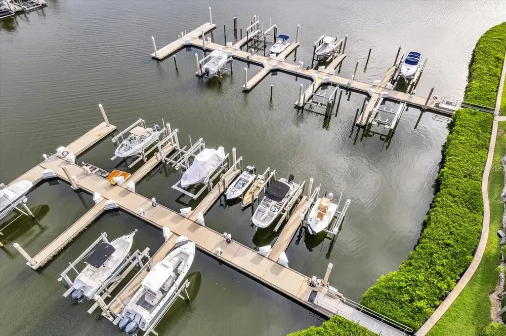 4336 Spinnaker Cove Lane Tampa FL 33615