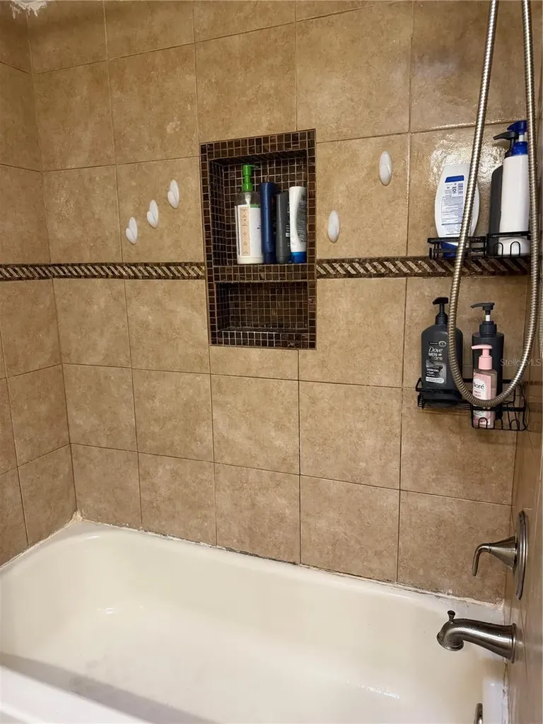 513 Oakcrest Street Altamonte Springs FL 32714