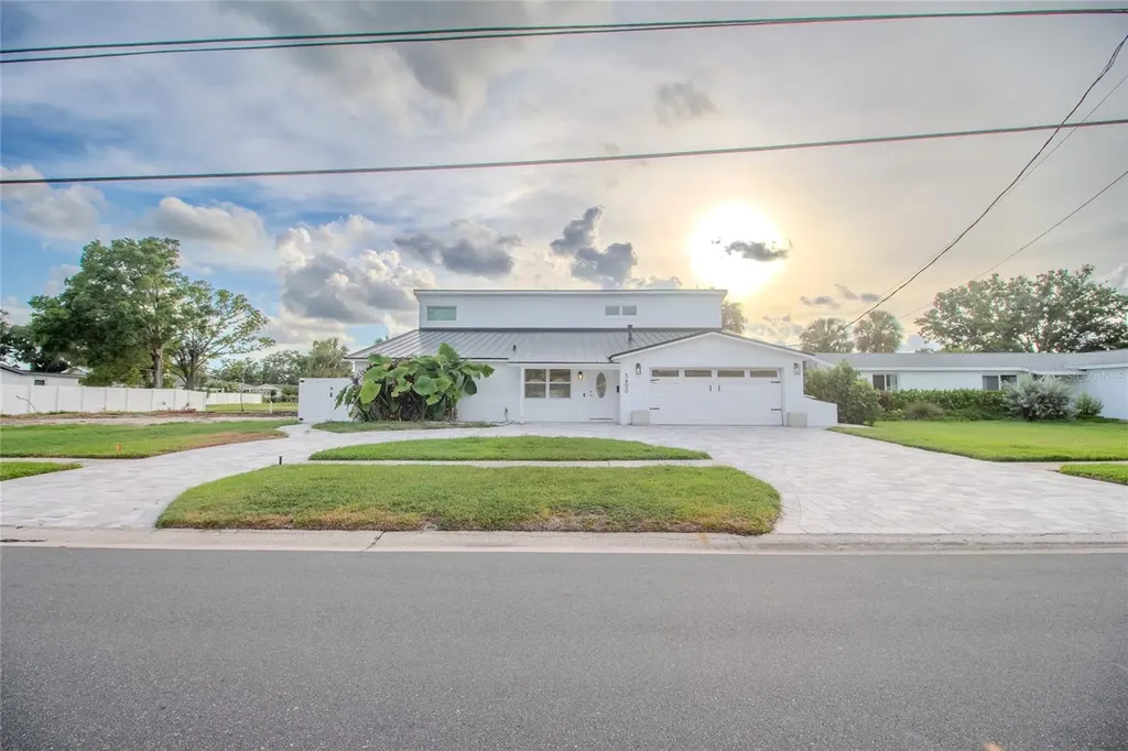 5400 Denver Street NE St Petersburg FL 33703