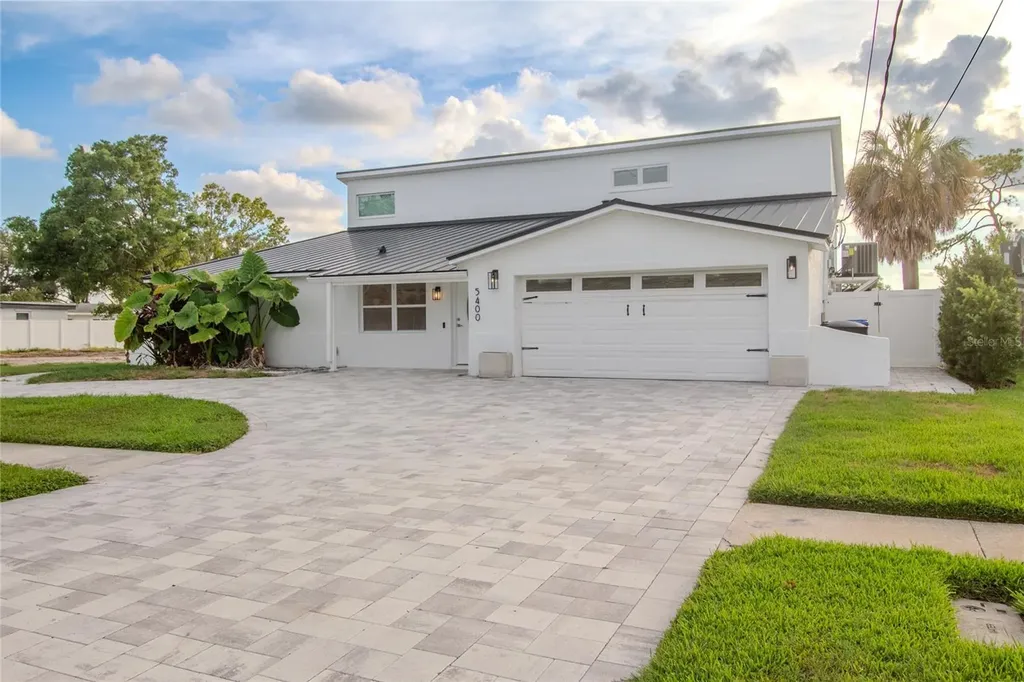 5400 Denver Street NE St Petersburg FL 33703