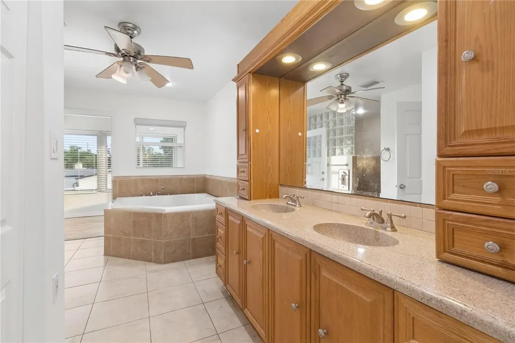 5400 Denver Street NE St Petersburg FL 33703