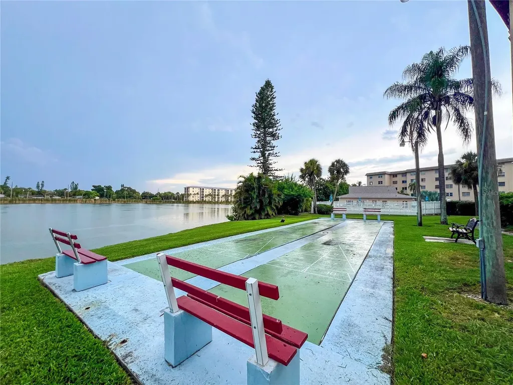 4204 Heron Way Bradenton FL 34205