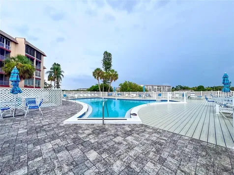 4204 Heron Way Bradenton FL 34205