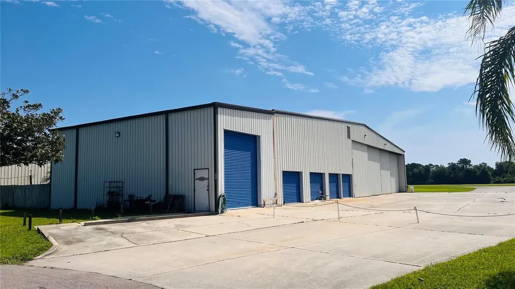 541 Skyway Drive Edgewater FL 32132