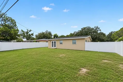 131 Emerald Lane Largo FL 33771