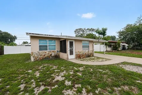 131 Emerald Lane Largo FL 33771