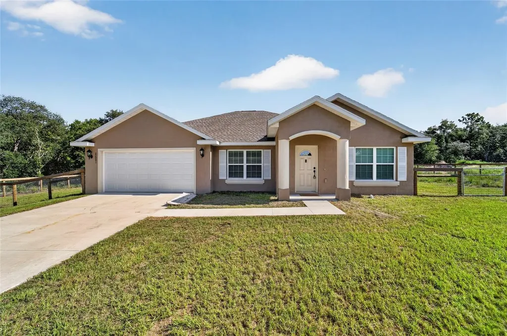 22081 SW Pine Bluffs Road Dunnellon FL 34431
