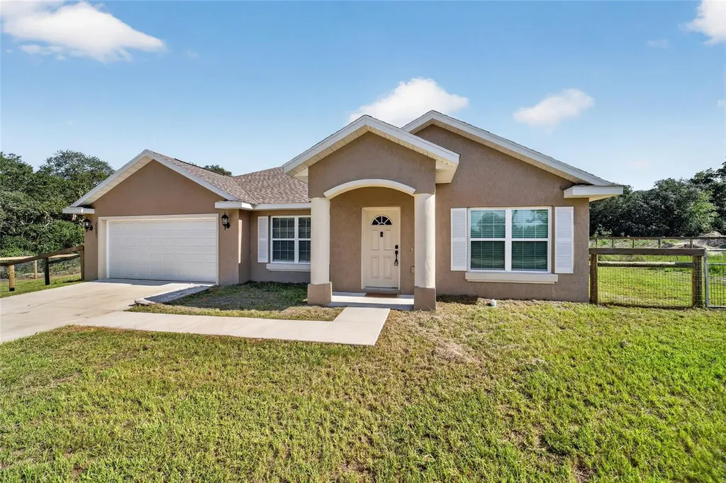 22081 SW Pine Bluffs Road Dunnellon FL 34431