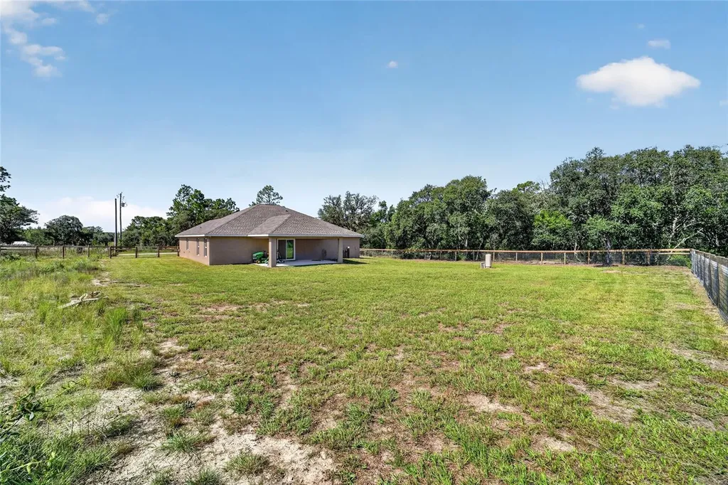 22081 SW Pine Bluffs Road Dunnellon FL 34431