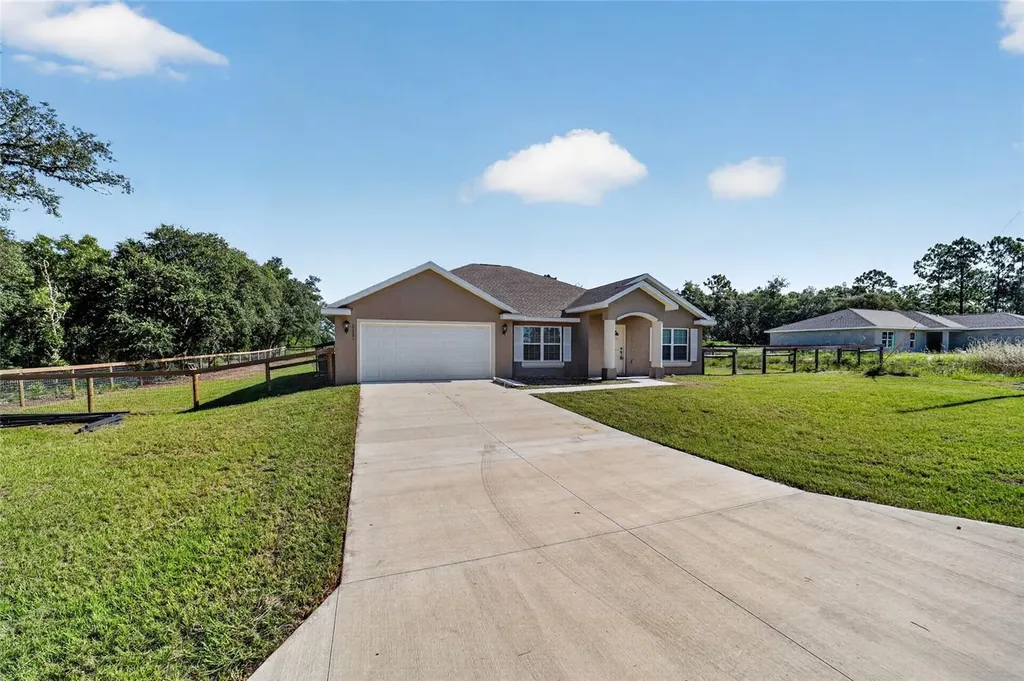 22081 SW Pine Bluffs Road Dunnellon FL 34431