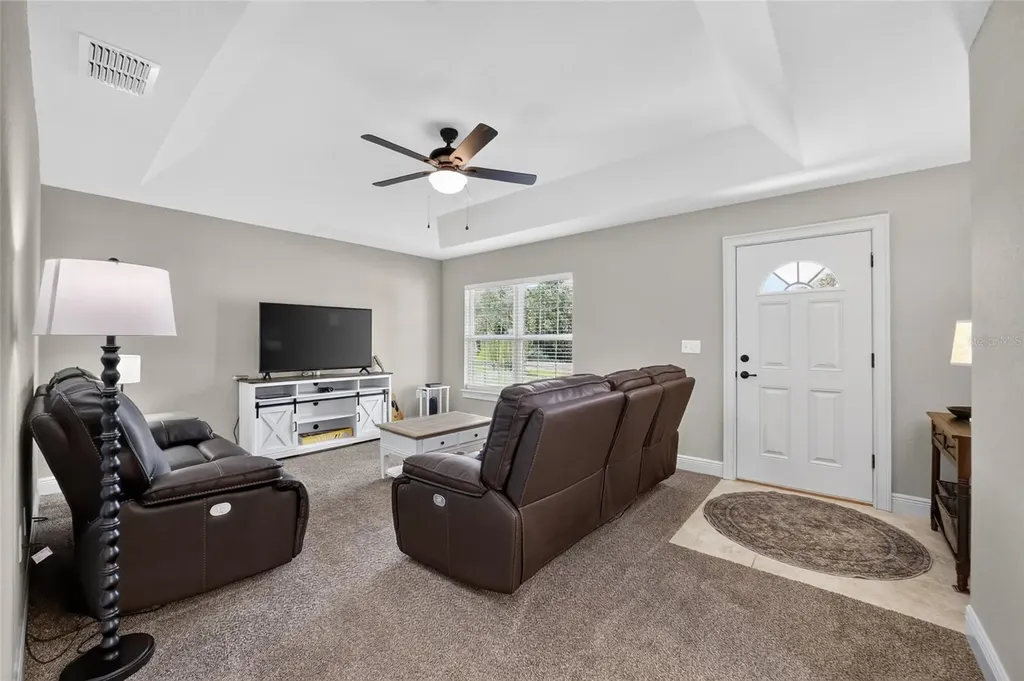 22081 SW Pine Bluffs Road Dunnellon FL 34431
