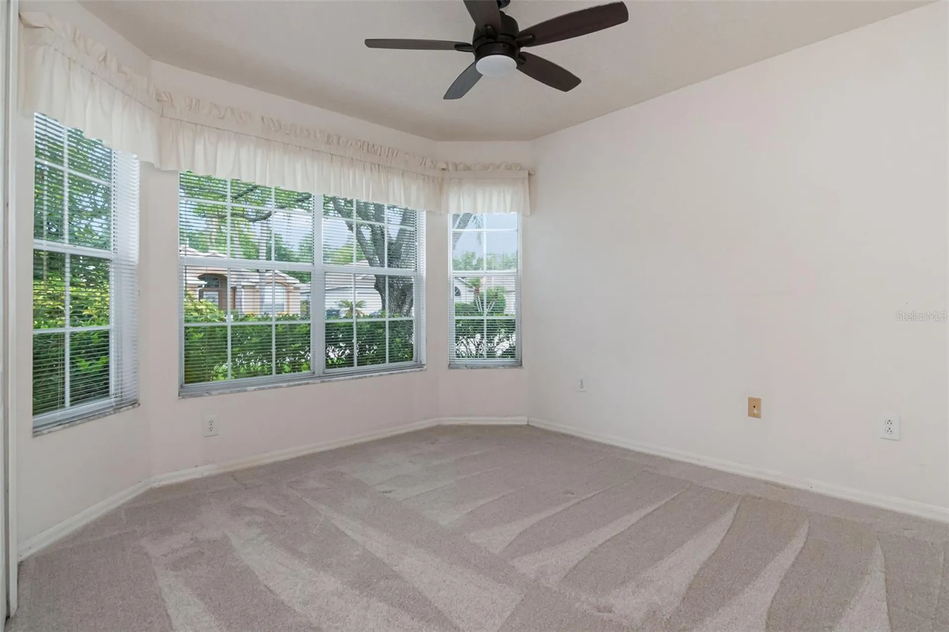 8512 Heyward Road Tampa FL 33635