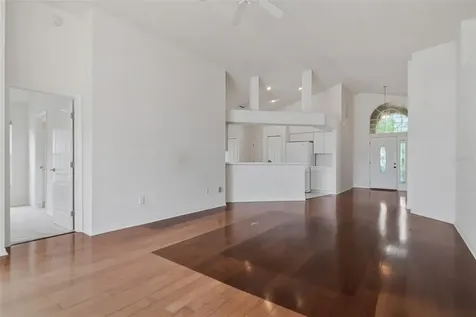 8512 Heyward Road Tampa FL 33635