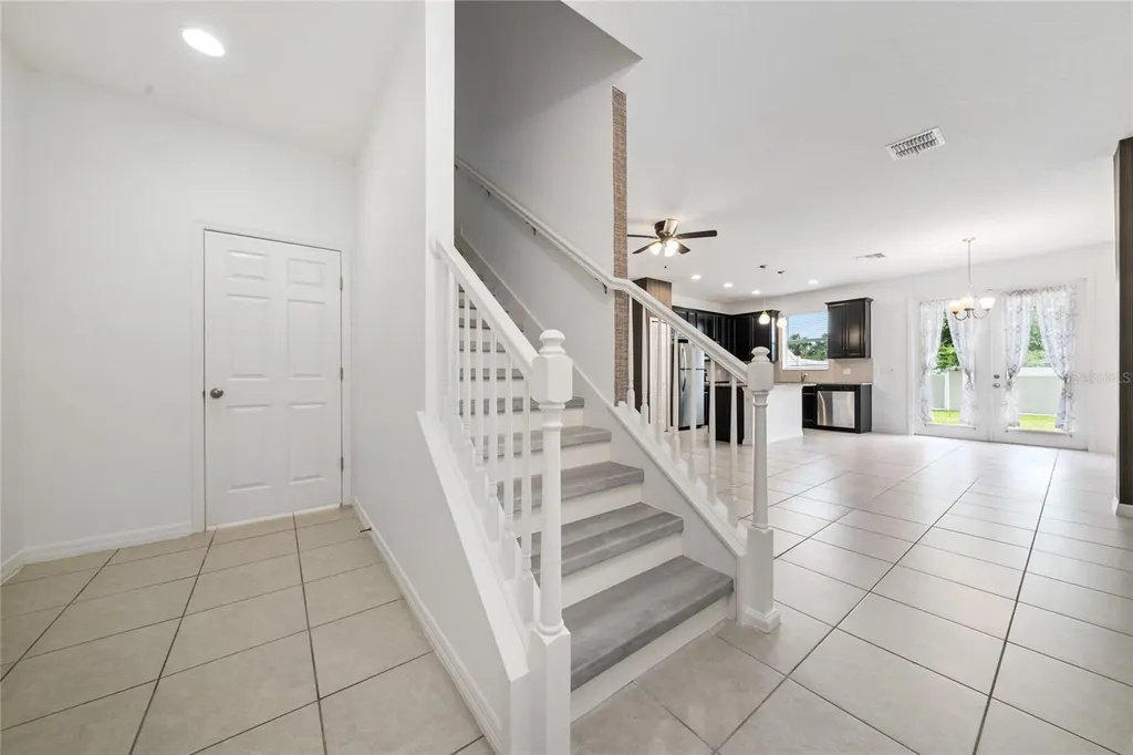 2588 Sedge Grass Way Orlando FL 32824