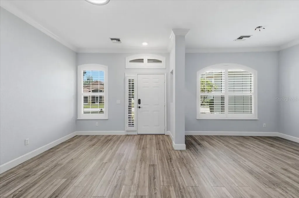 3221 Oak Tree Lane Winter Haven FL 33884