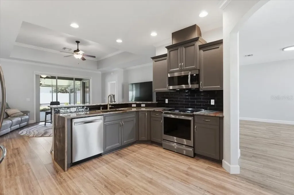 3221 Oak Tree Lane Winter Haven FL 33884