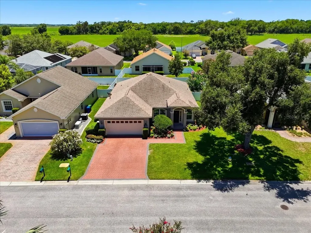 3221 Oak Tree Lane Winter Haven FL 33884